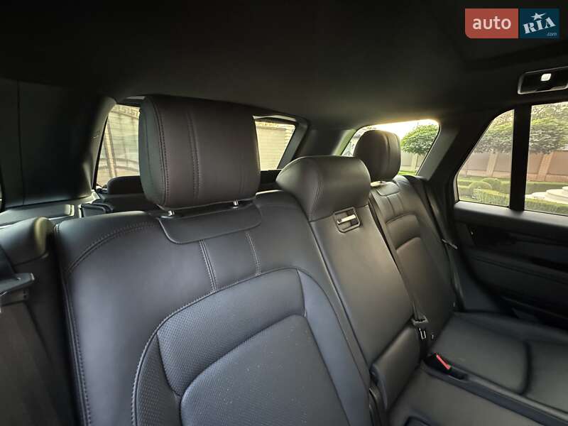 Внедорожник / Кроссовер Land Rover Range Rover 2019 в Киеве фото 35 Внедорожник / Кроссовер Land Rover Range Rover 2019 в Киеве