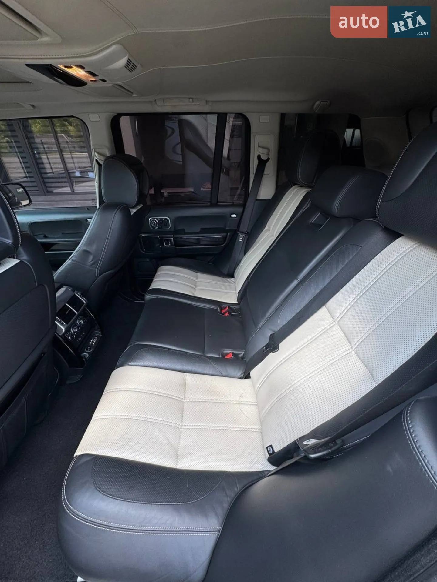 2011 Land Rover Range Rover - мініатюра 7