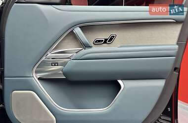 Внедорожник / Кроссовер Land Rover Range Rover 2023 в 
