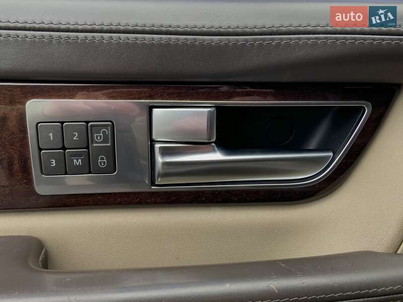 Внедорожник / Кроссовер Land Rover Range Rover 2011 в Киеве