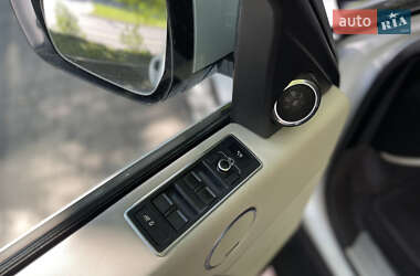 Внедорожник / Кроссовер Land Rover Range Rover 2015 в 