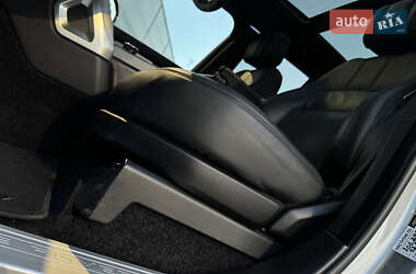 Внедорожник / Кроссовер Land Rover Range Rover 2019 в 