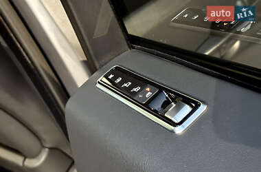 Внедорожник / Кроссовер Land Rover Range Rover 2019 в 