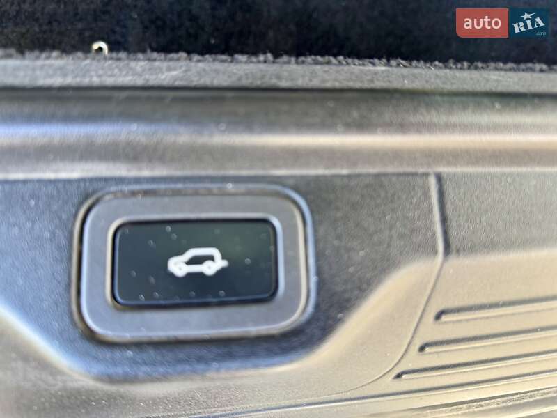 Внедорожник / Кроссовер Land Rover Range Rover 2013 в Киеве