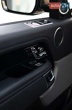 Внедорожник / Кроссовер Land Rover Range Rover 2018 в 
