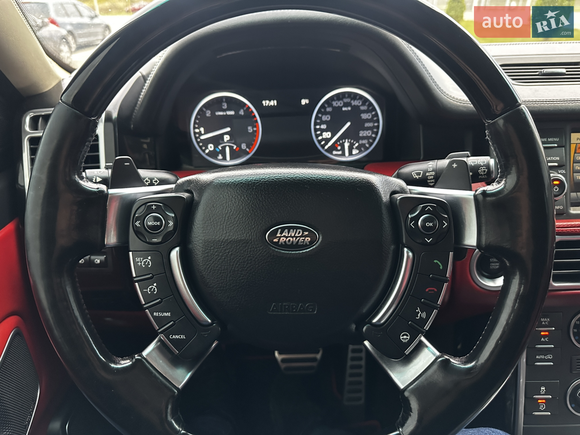 2011 Land Rover Range Rover - мініатюра 37