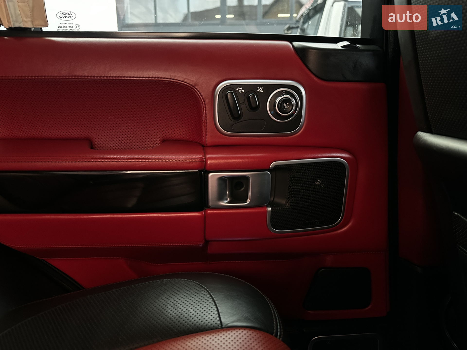 2011 Land Rover Range Rover - мініатюра 44