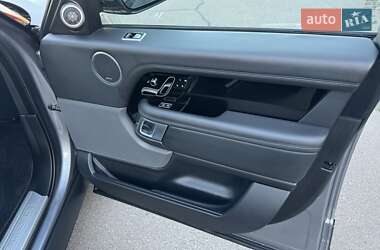 Внедорожник / Кроссовер Land Rover Range Rover 2021 в 