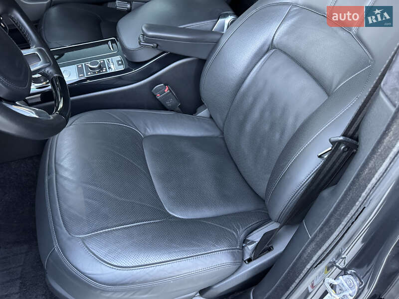 Внедорожник / Кроссовер Land Rover Range Rover 2019 в Тернополе