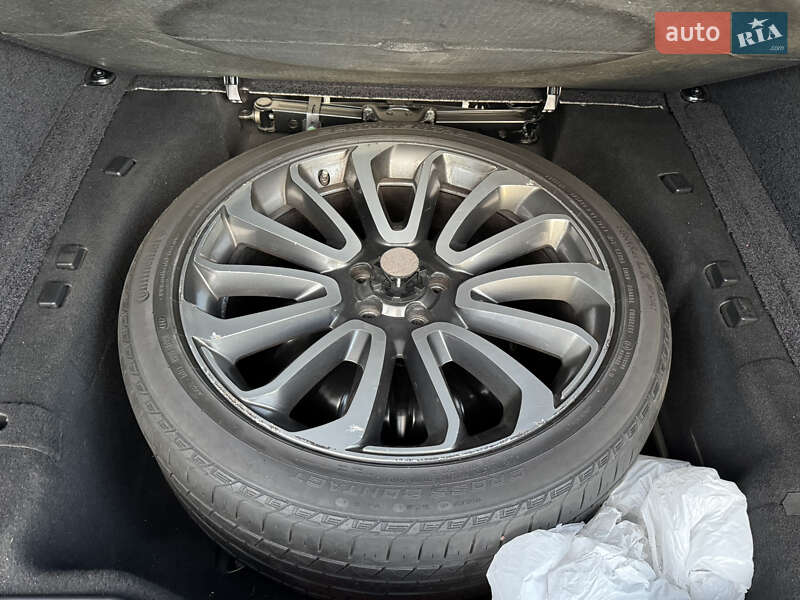 Внедорожник / Кроссовер Land Rover Range Rover 2013 в Киеве