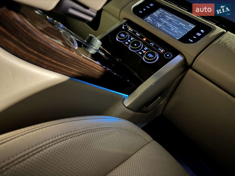 Внедорожник / Кроссовер Land Rover Range Rover 2013 в Киеве