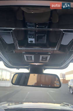 Внедорожник / Кроссовер Land Rover Range Rover 2015 в 