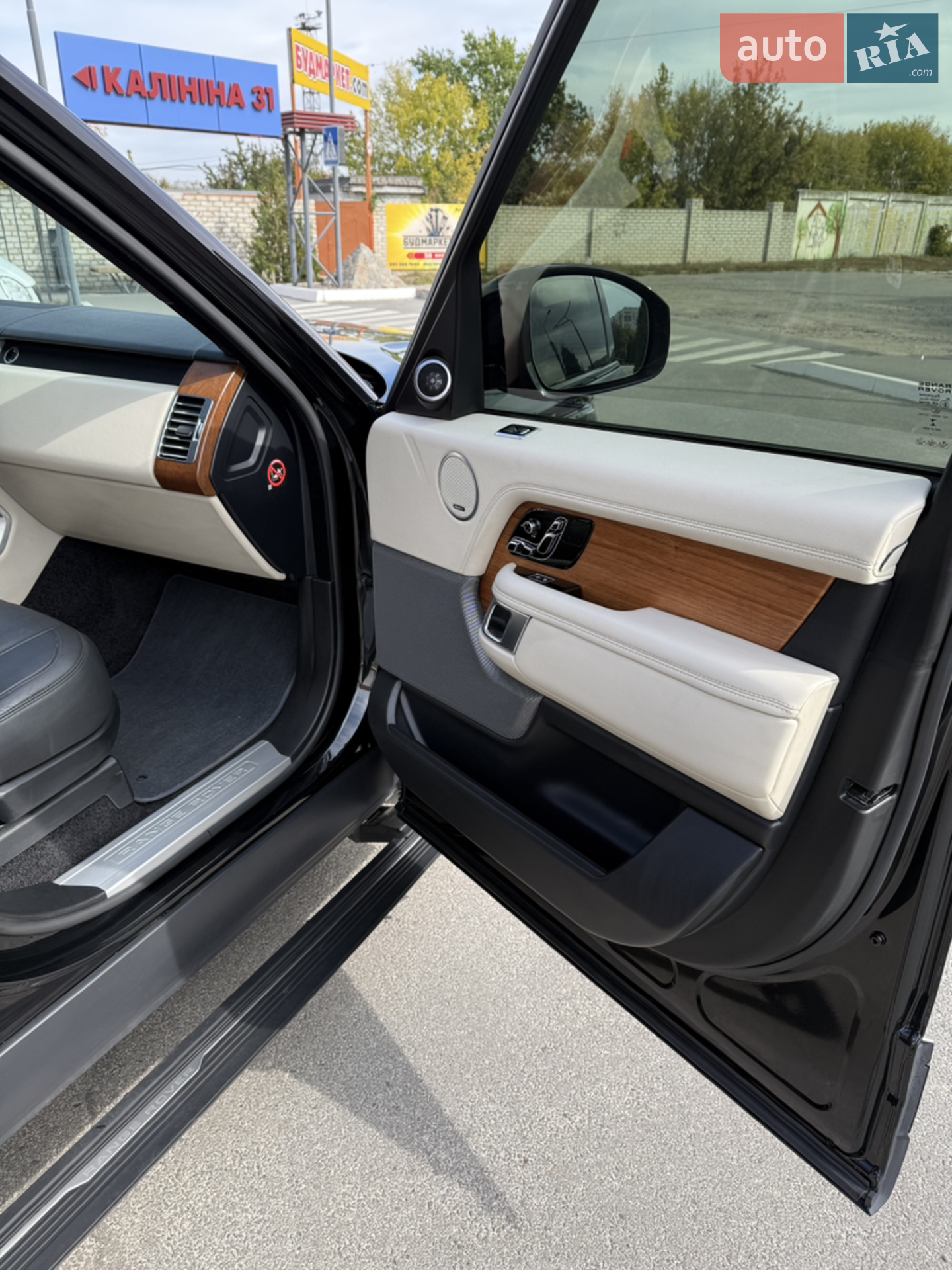 2017 Land Rover Range Rover - мініатюра 17