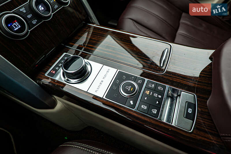Внедорожник / Кроссовер Land Rover Range Rover 2017 в Киеве