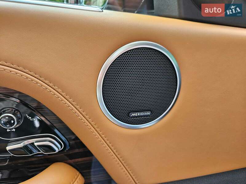 Позашляховик / Кросовер Land Rover Range Rover 2018 в Києві фото 40 Позашляховик / Кросовер Land Rover Range Rover 2018 в Києві