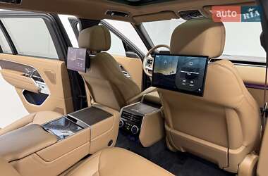 Внедорожник / Кроссовер Land Rover Range Rover 2023 в 