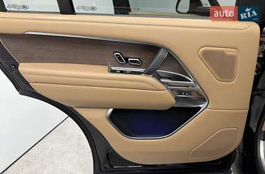 Внедорожник / Кроссовер Land Rover Range Rover 2023 в 