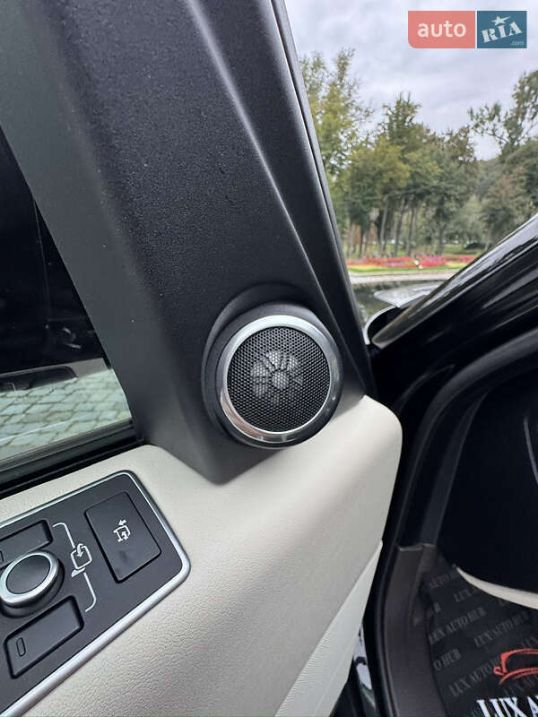 Позашляховик / Кросовер Land Rover Range Rover 2016 в Києві