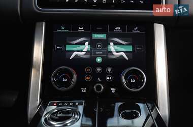 Внедорожник / Кроссовер Land Rover Range Rover 2018 в 