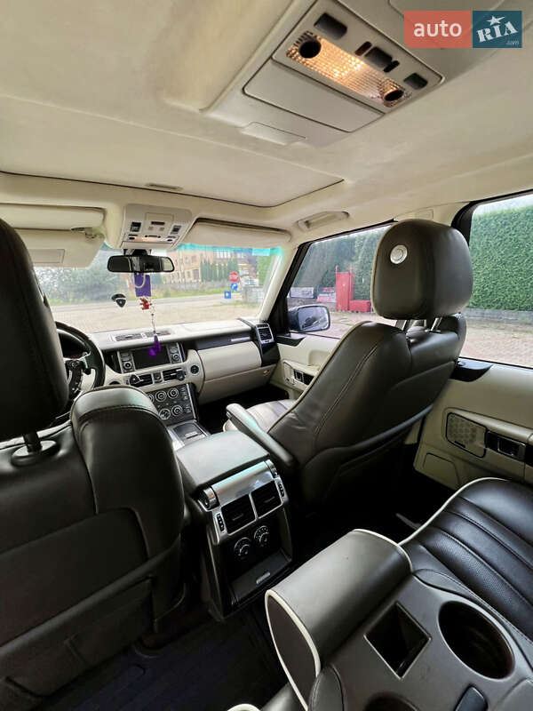 Внедорожник / Кроссовер Land Rover Range Rover 2011 в Черновцах