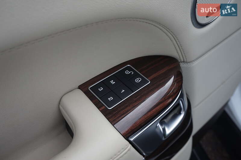 Внедорожник / Кроссовер Land Rover Range Rover 2016 в Одессе