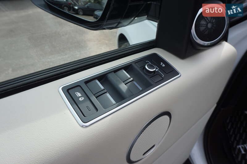 Внедорожник / Кроссовер Land Rover Range Rover 2016 в Одессе