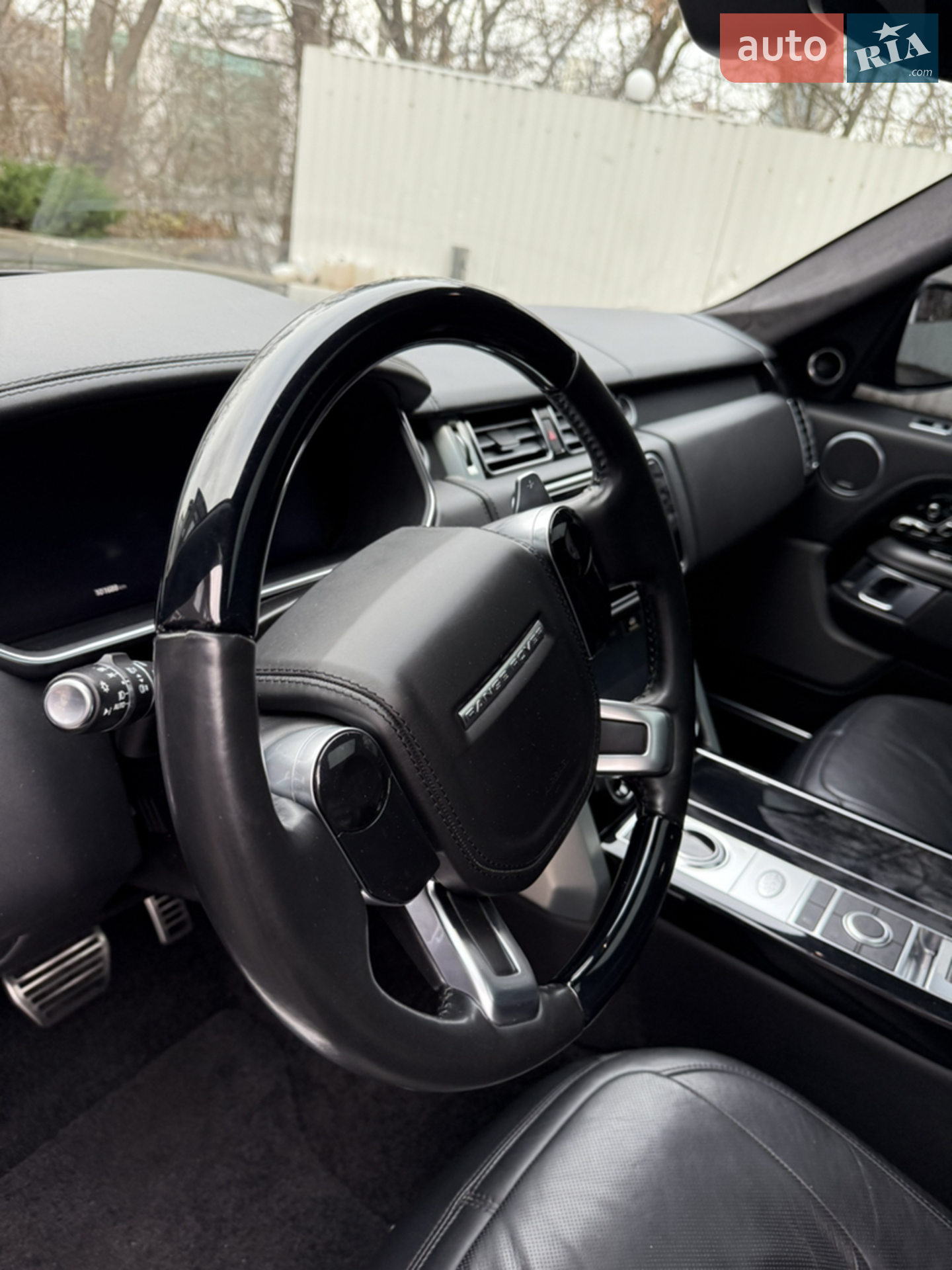 2020 Land Rover Range Rover - мініатюра 23