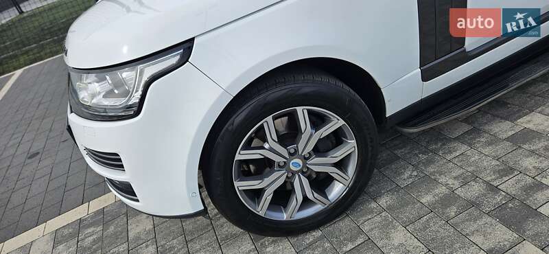 Позашляховик / Кросовер Land Rover Range Rover 2013 в Мукачевому