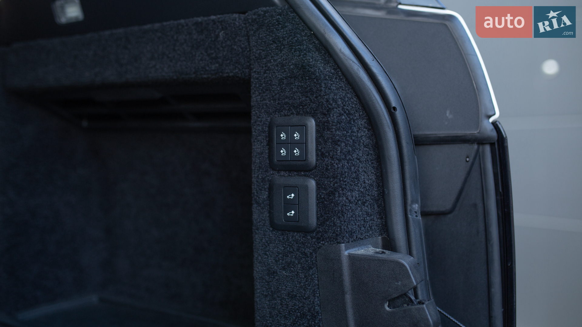 2018 Land Rover Range Rover - мініатюра 15