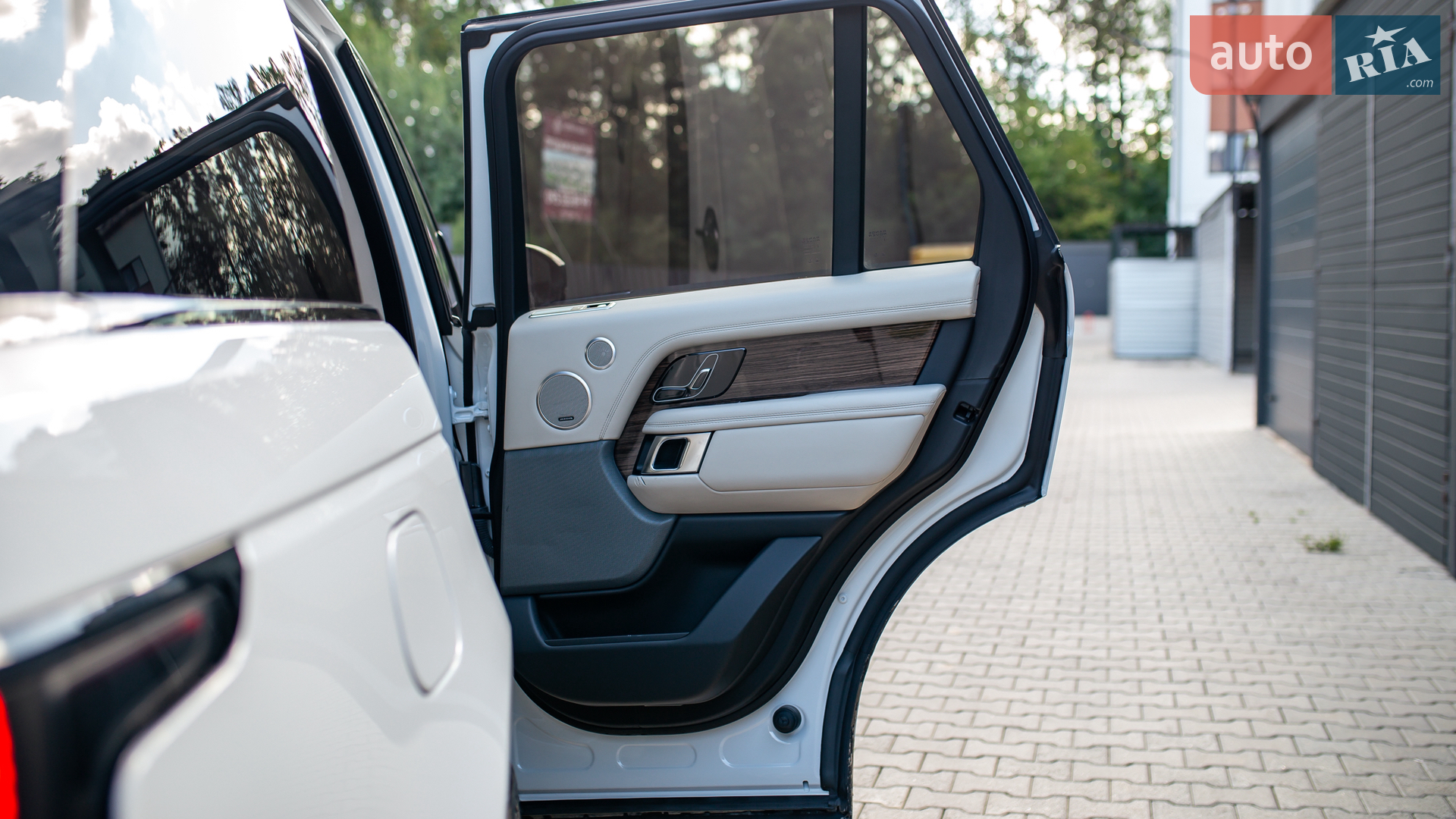 2018 Land Rover Range Rover - мініатюра 18
