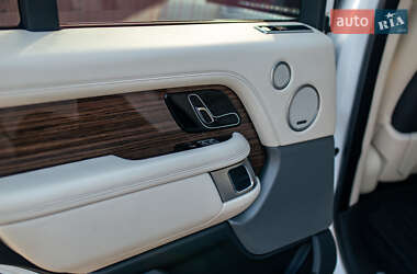 Внедорожник / Кроссовер Land Rover Range Rover 2018 в 