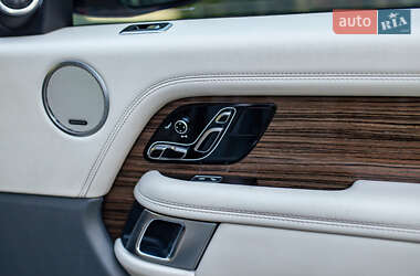Внедорожник / Кроссовер Land Rover Range Rover 2018 в 