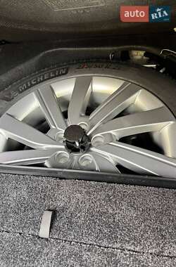 Позашляховик / Кросовер Land Rover Range Rover 2023 в  фото 27 Позашляховик / Кросовер Land Rover Range Rover 2023 в