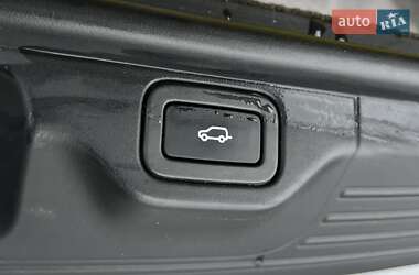 Внедорожник / Кроссовер Land Rover Range Rover 2015 в 