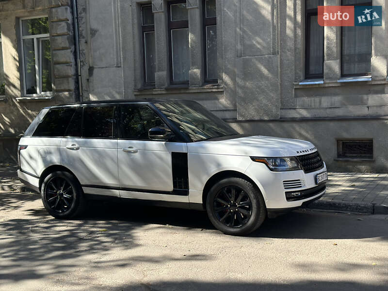 Внедорожник / Кроссовер Land Rover Range Rover 2015 в Бродах