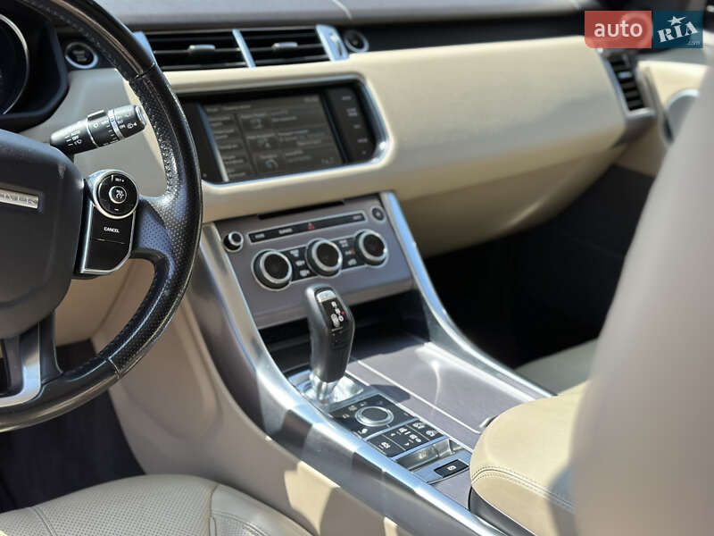 Внедорожник / Кроссовер Land Rover Range Rover 2015 в Тернополе