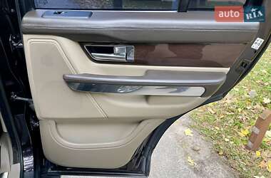 Позашляховик / Кросовер Land Rover Range Rover 2009 в  фото 60 Позашляховик / Кросовер Land Rover Range Rover 2009 в