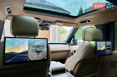 Внедорожник / Кроссовер Land Rover Range Rover 2023 в 