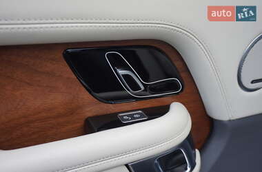 Внедорожник / Кроссовер Land Rover Range Rover 2019 в 
