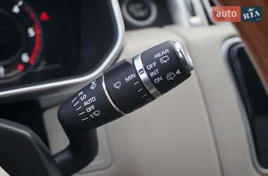 Внедорожник / Кроссовер Land Rover Range Rover 2019 в 