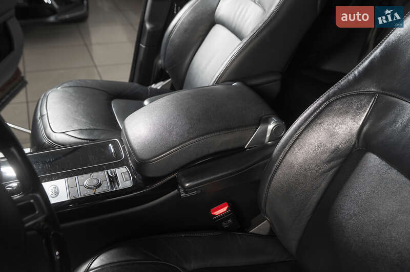 Внедорожник / Кроссовер Land Rover Range Rover 2018 в Одессе