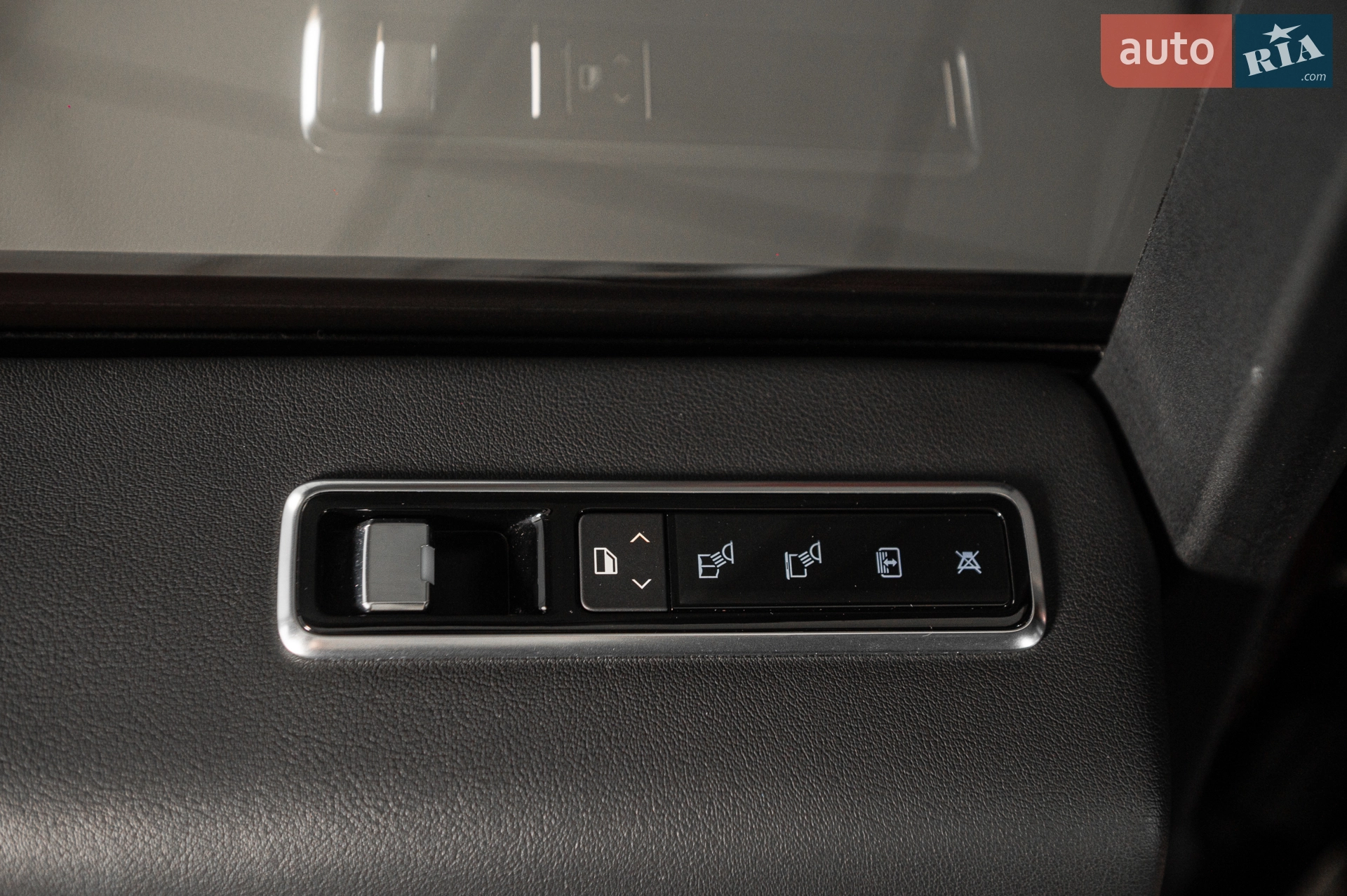 2018 Land Rover Range Rover - мініатюра 38