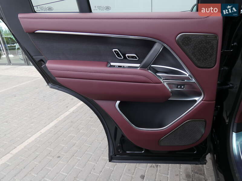 Позашляховик / Кросовер Land Rover Range Rover 2025 в Києві