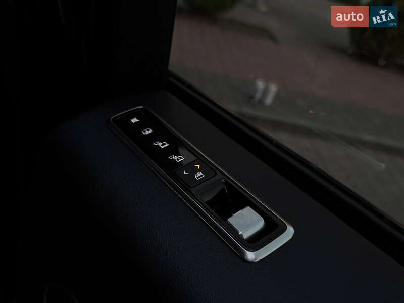 Позашляховик / Кросовер Land Rover Range Rover 2018 в Хмельницькому фото 35 Позашляховик / Кросовер Land Rover Range Rover 2018 в Хмельницькому