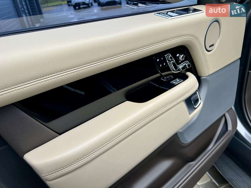 Внедорожник / Кроссовер Land Rover Range Rover 2018 в Киеве фото 16 Внедорожник / Кроссовер Land Rover Range Rover 2018 в Киеве