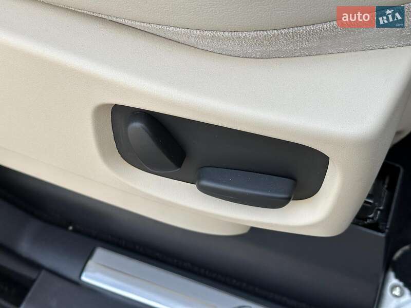 Позашляховик / Кросовер Land Rover Range Rover 2011 в Одесі