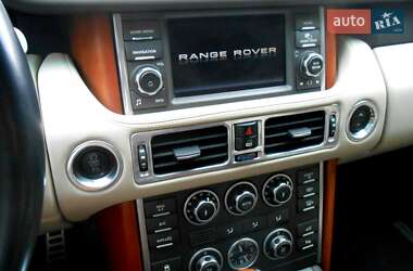 Позашляховик / Кросовер Land Rover Range Rover 2010 в  фото 14 Позашляховик / Кросовер Land Rover Range Rover 2010 в
