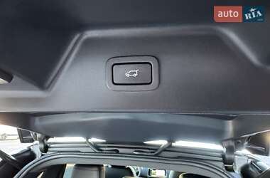 Позашляховик / Кросовер Land Rover Range Rover 2021 в 