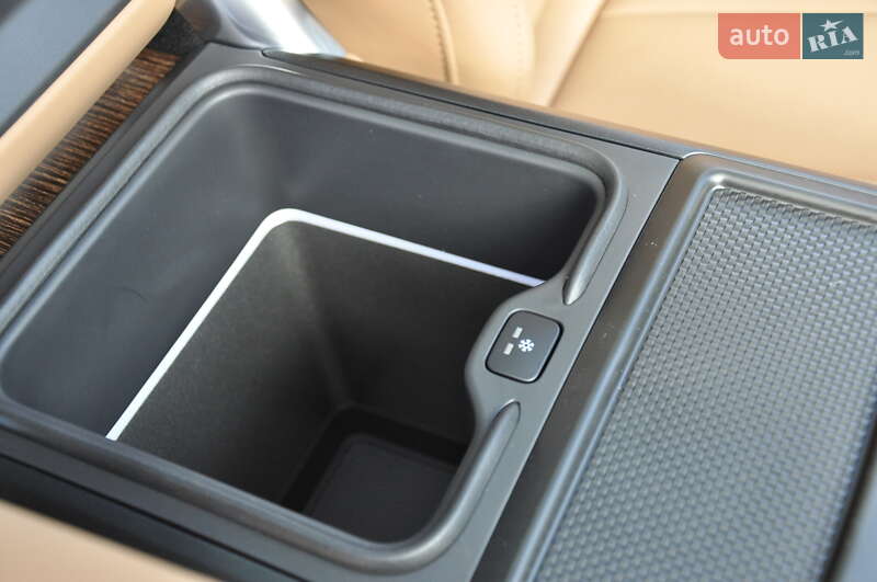 Внедорожник / Кроссовер Land Rover Range Rover 2024 в Одессе