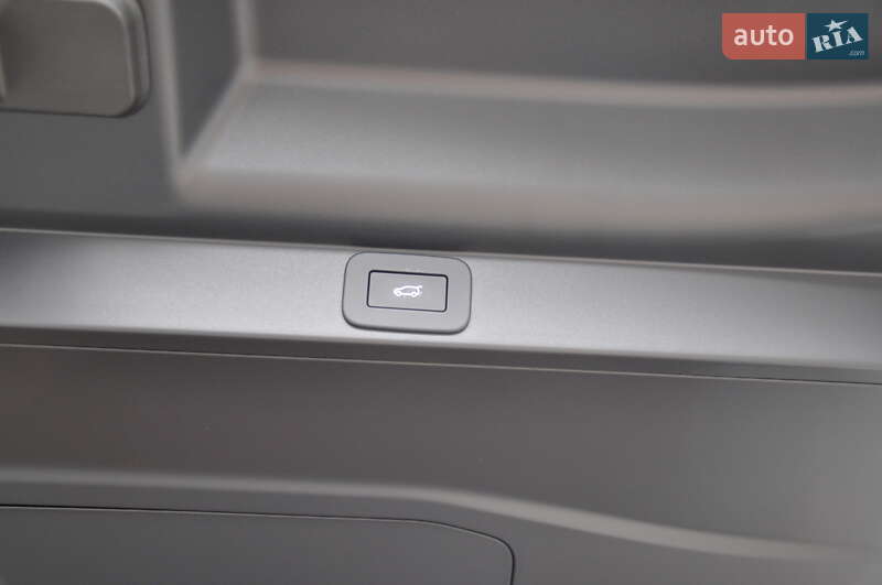 Внедорожник / Кроссовер Land Rover Range Rover 2024 в Одессе